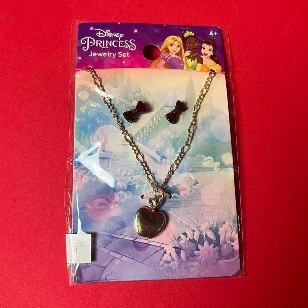 Spirit Halloween / princess snow white themed jewellery set ❤️💛​​​​​​​​​​